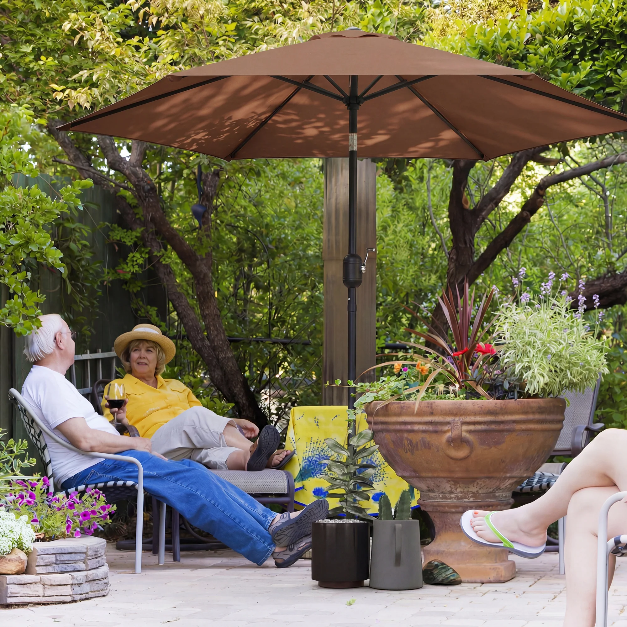 2.6 m Garden Parasol with Tilt, Crank, Vent & Aluminium Pole, Coffee - Image 3