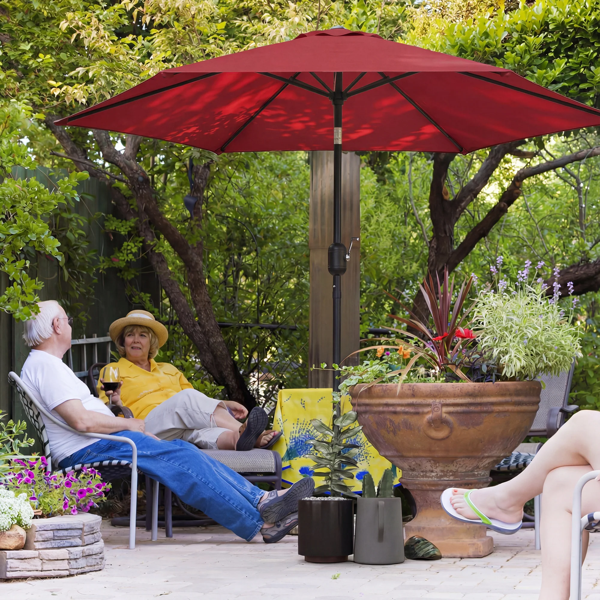 2.6 m Garden Parasol with Tilt, Crank, Vent & Aluminium Pole, Wine Red - Image 3