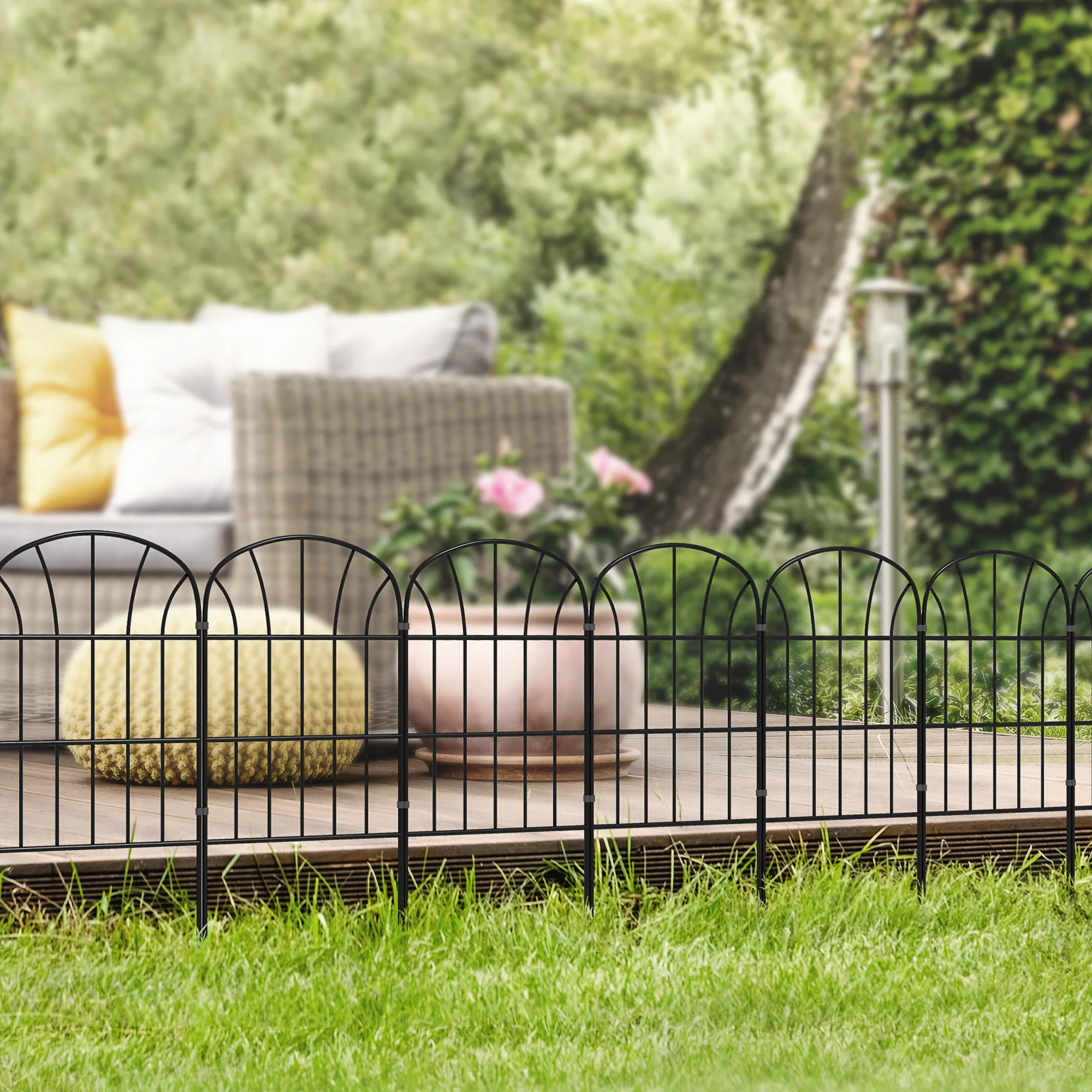 8 Panels Rustproof Metal Decorative Garden Fence, Landscape Flower Bed Border, Black - Image 4