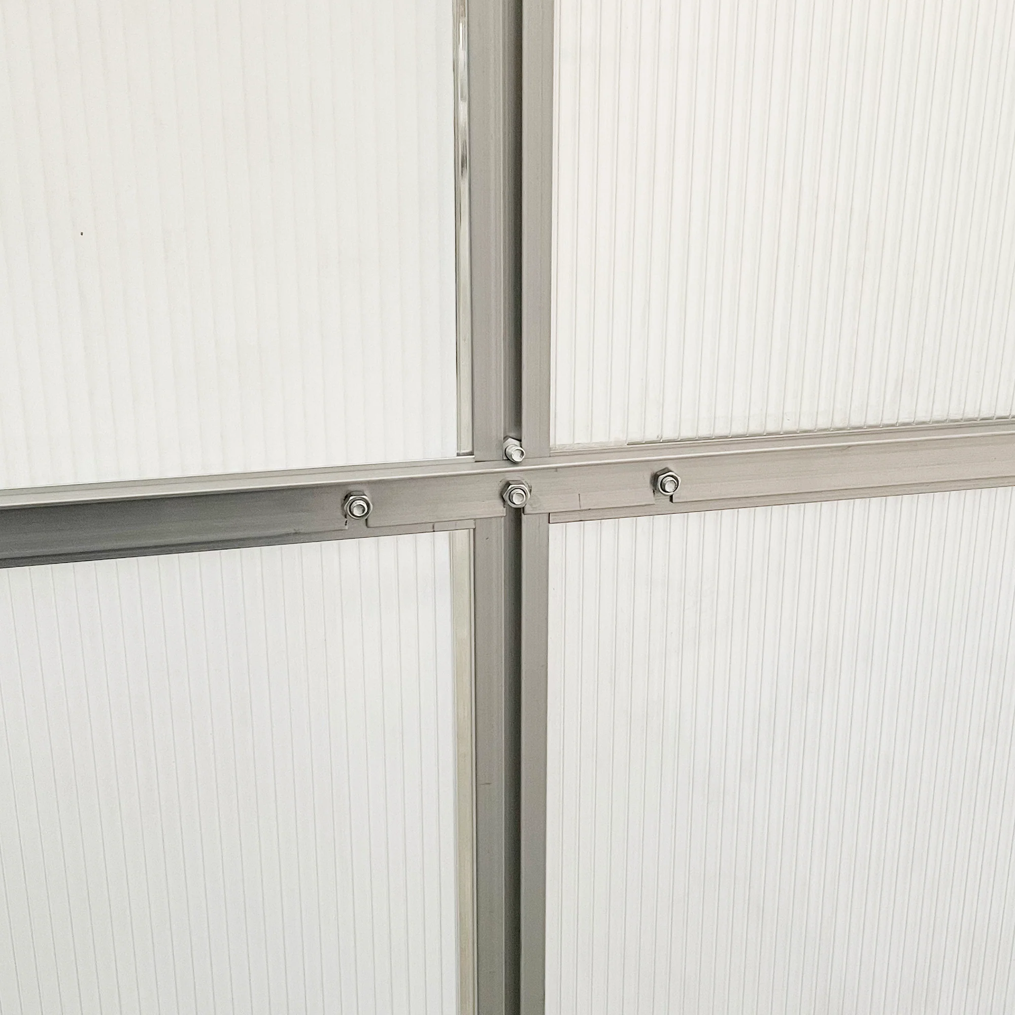 8' x 4' x 7' Walk-in Lean-To Greenhouse with Aluminum Frame, Sliding Door, Roof Vent, Green - Image 10