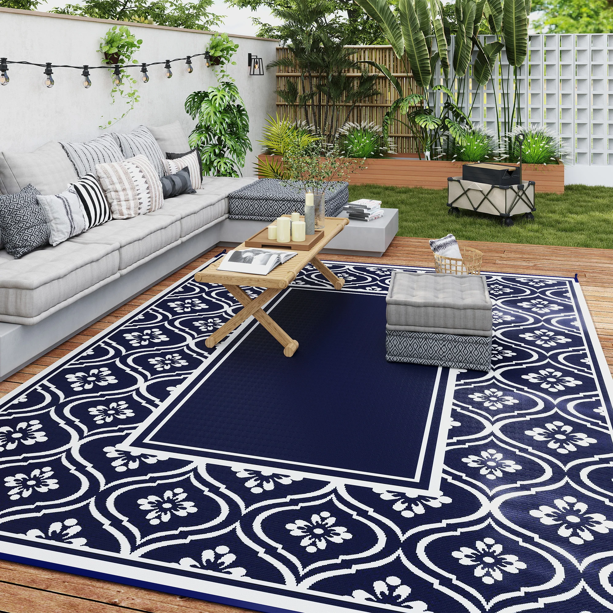 9' x 12' Outdoor Rug Waterproof Reversible Blue & White Gourd Border - Image 4