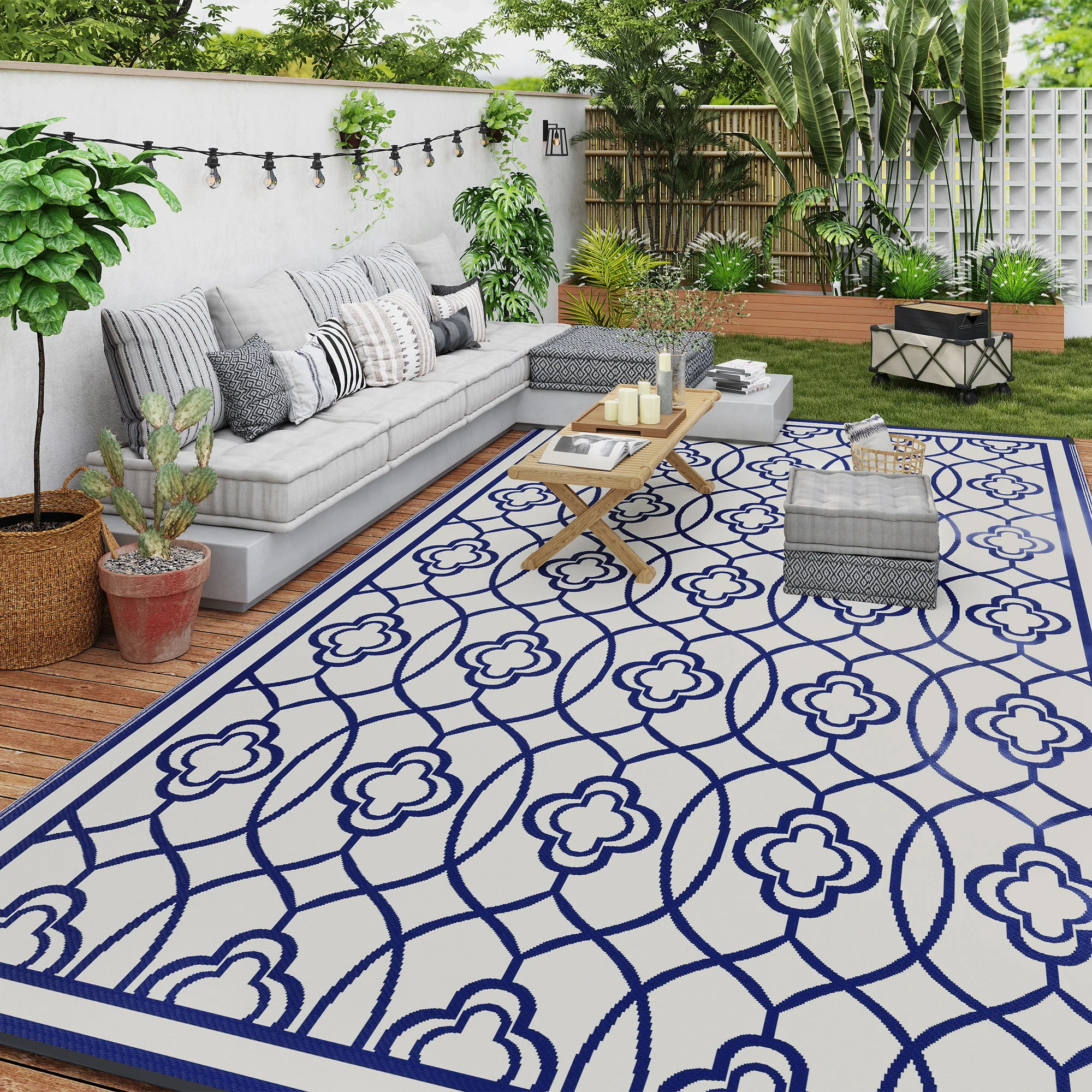 9' x 18' Reversible Waterproof Outdoor Rug, Blue & White Lantern - Image 4