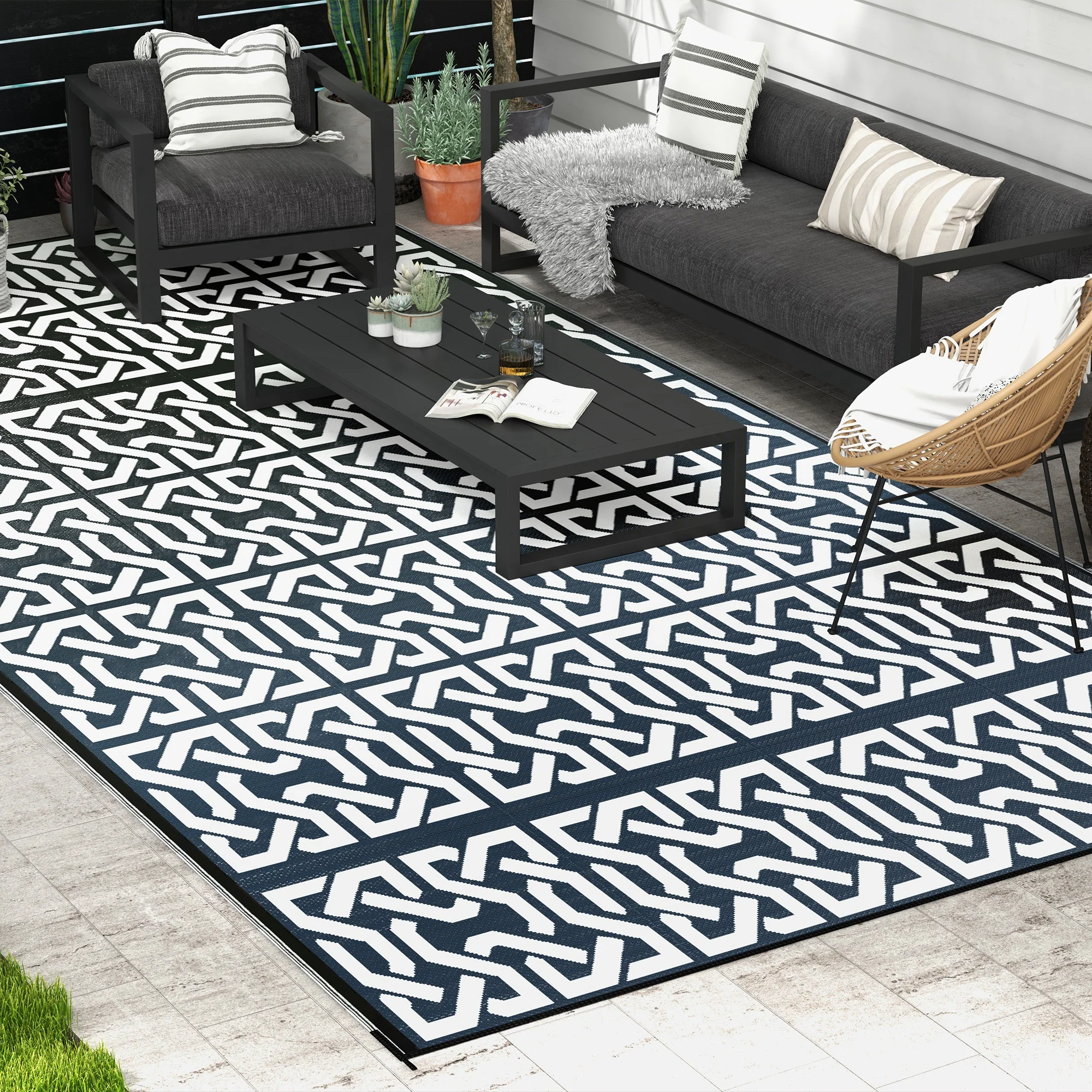 Portable Outdoor Rug with Carry Bag, 9' x 18' Reversible Mat, Waterproof Plastic Straw RV Rug for Backyard, Deck, Picnic, Beach, Camping, Black and White Chain - Image 3