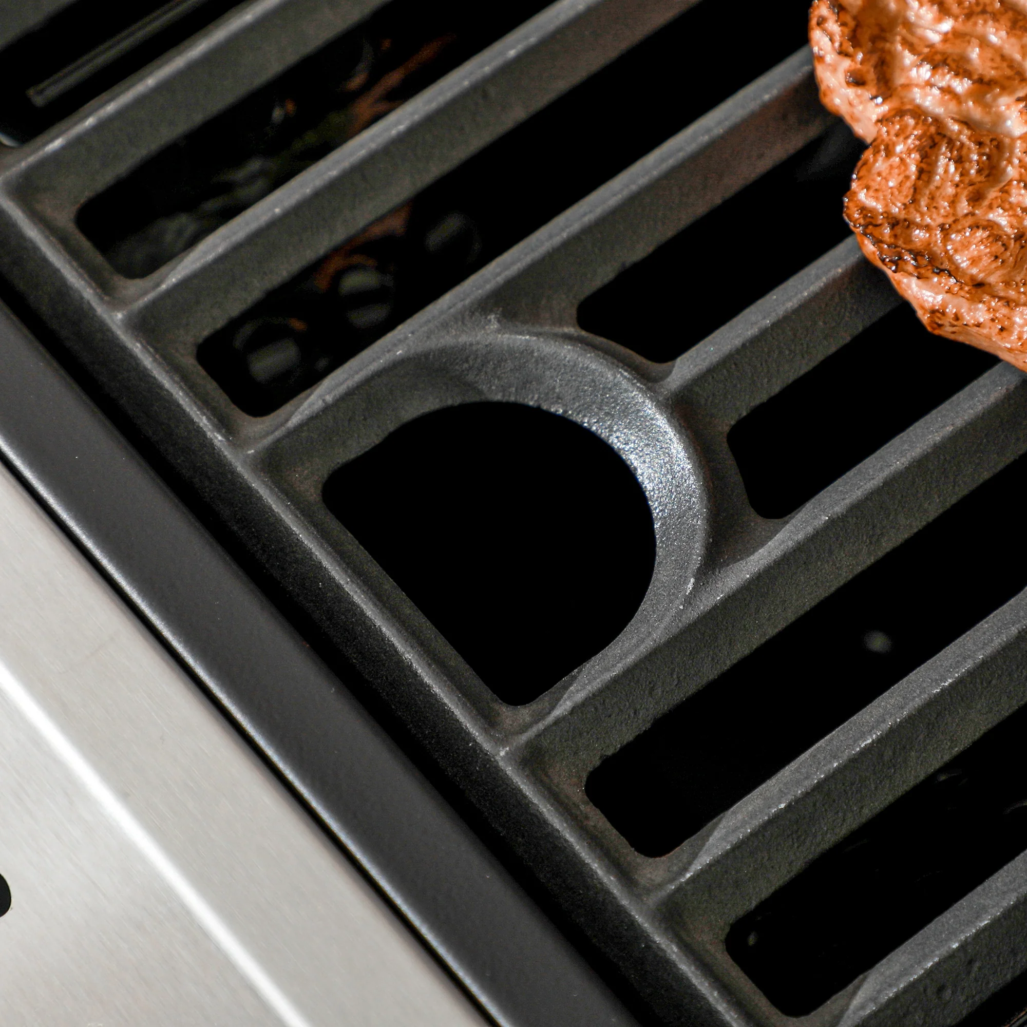 40,000 BTU Propane Grill with 4 Burners & Side Shelf, Black - Image 11